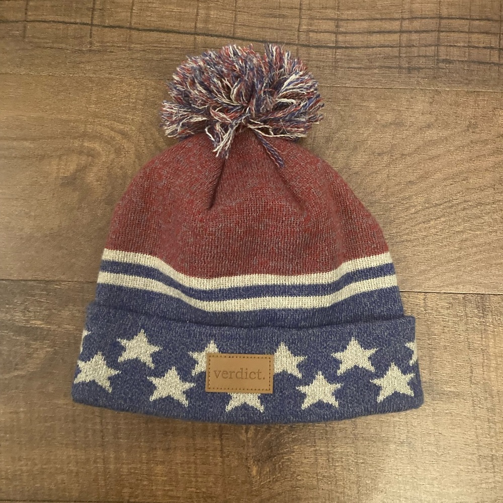 Verdict Patriotic Knit Pom Beanie Hat Muted Red Cream Blue w/ Stars EUC OSFM
